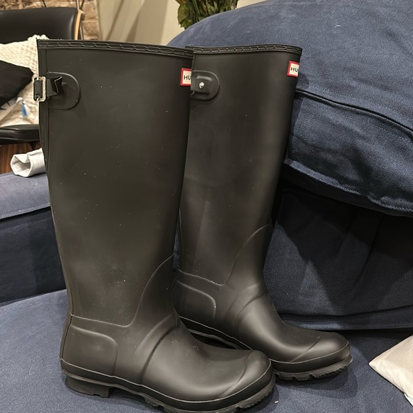 EUC Hunter Rain Boots Sz 10 - Picture 1 of 2
